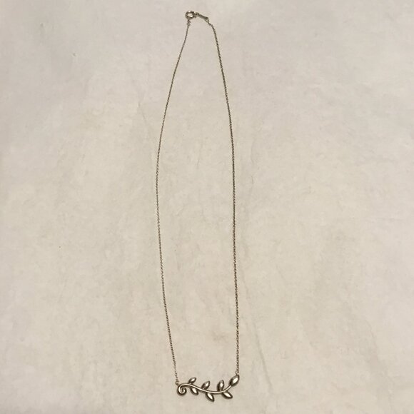 Tiffany & Co. sterling silver Paloma Picasso olive vine necklace
